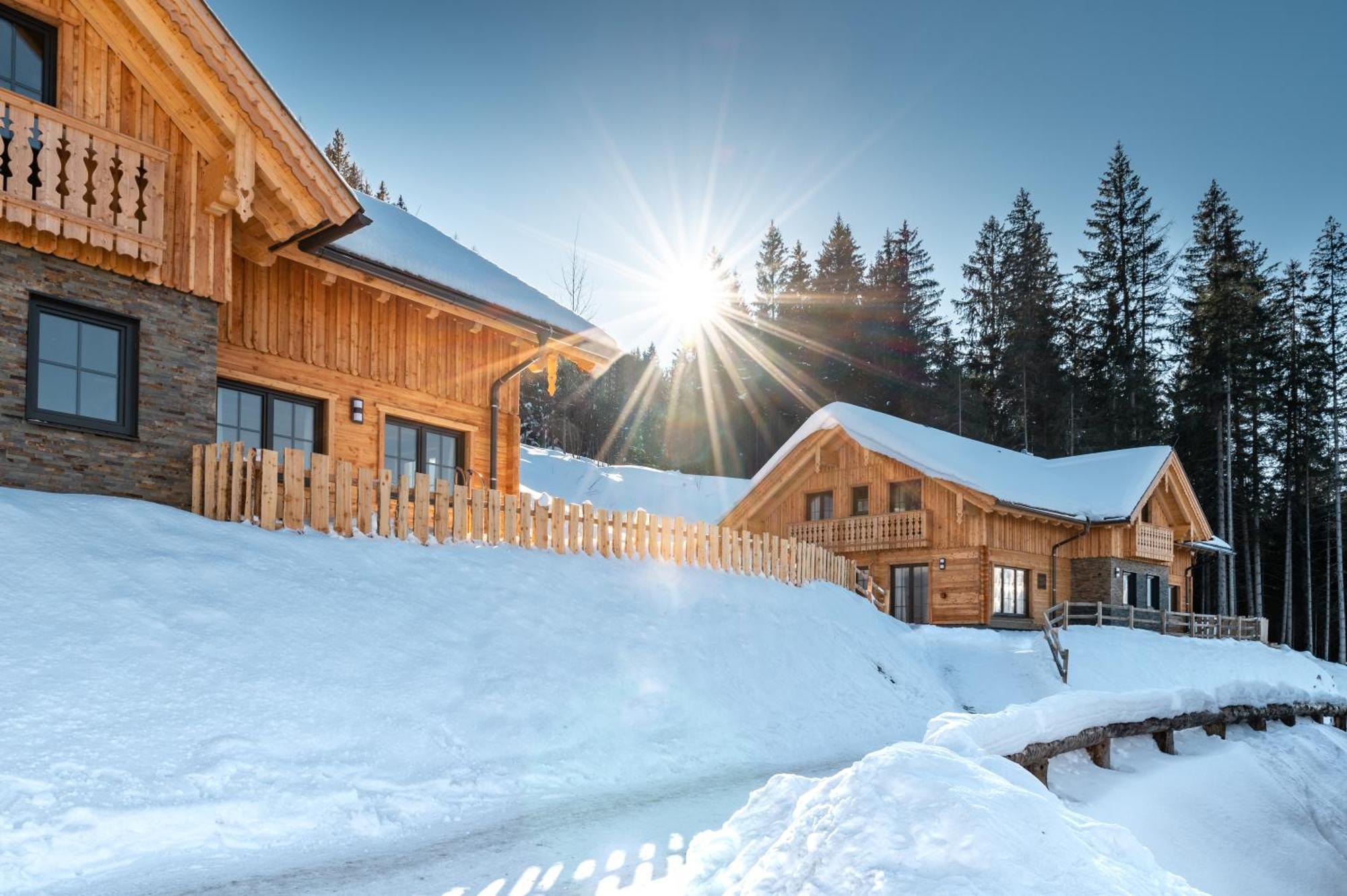 Poolchalet Dachsteinblick พรุกแกร์น ภายนอก รูปภาพ