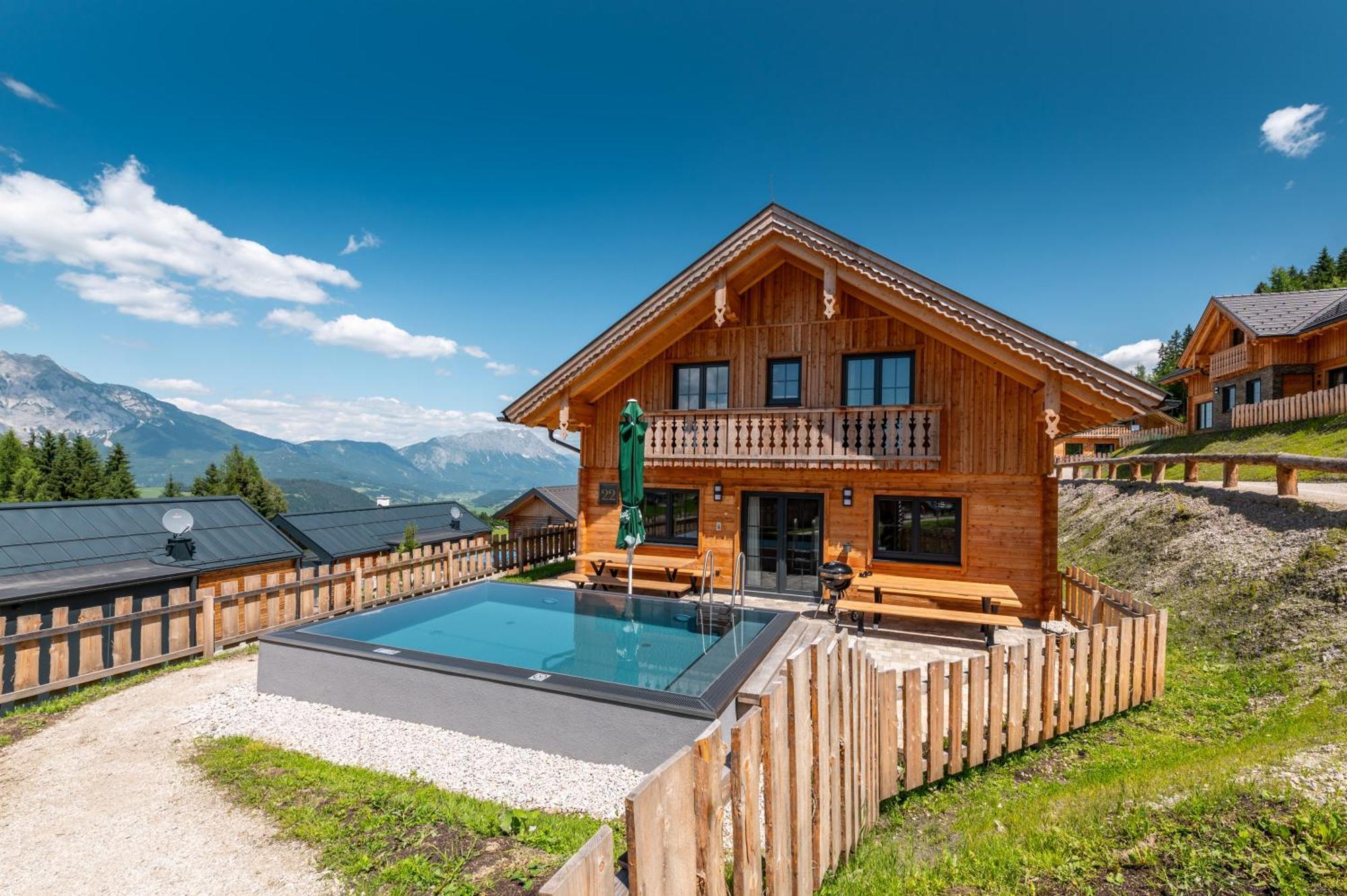 Poolchalet Dachsteinblick พรุกแกร์น ภายนอก รูปภาพ